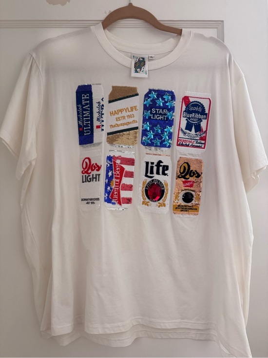 QUEEN OF SPARKLES Tops - Queen of Sparkles- Queen of Beer Short-Sleeve T-Shirt